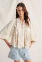 BLUSA BORDADOS