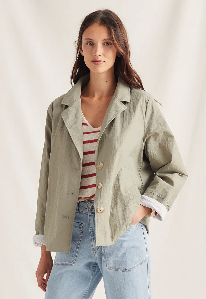 CHAQUETA CORTA