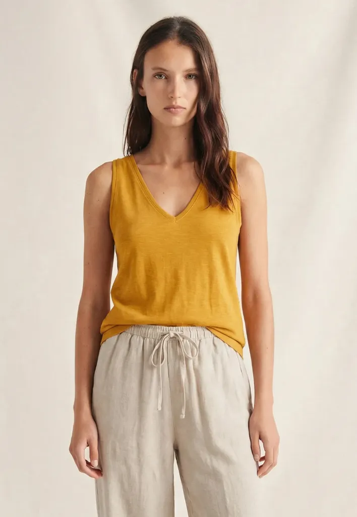 [1S4903EVER2634/XXSYE] CAMISETA TIRANTES PICO (XXS/34, YEMA)
