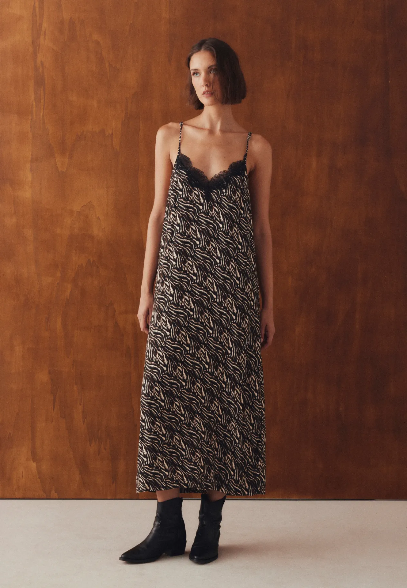[1V6542VOLTERRA26W36/XSNE] VESTIDO ANIMAL PRINT PUNTILLA (XS/36)